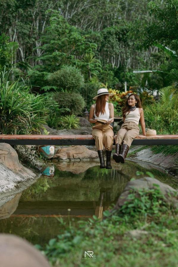 ไร่นาบัวหลวง คาเฟ่ & ฟาร์มสเตย์ Raina Bualuang Cafe & Farm Stay Ban Na No Esterno foto